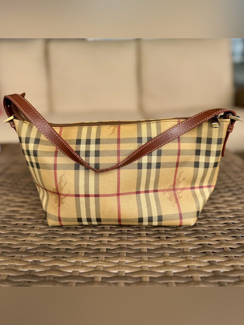 Vintage Burberry Check Nova shoulder bag - Picture 13 of 16